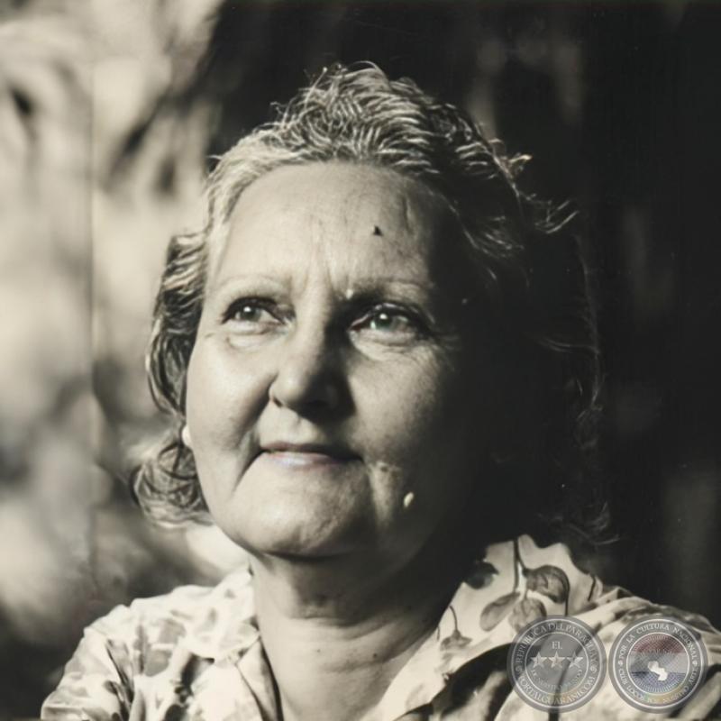 JOSEFINA PLÁ (+)